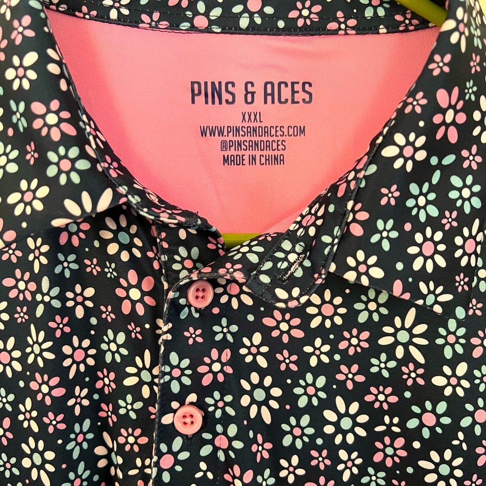 Pins & Aces “Daisy Daze” 3x polo